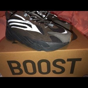 Yeezy Boost 700